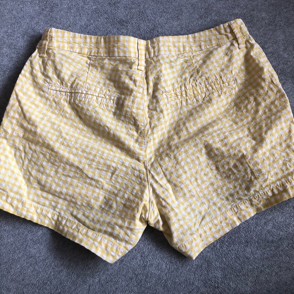 Old Navy Everyday Shorts - Picture 5 of 5